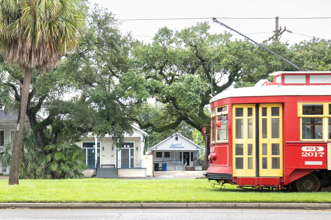 The Canal streetcar passing the house